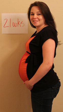 Беременная на 21 неделе