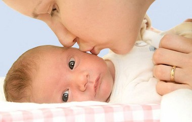 Молочница у новорожденного: как распознать, чем лечить